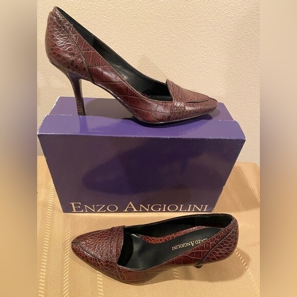 NIB Vintage Enzo Angiolini Alligator Pattern Leather shoes. Brown.  Size 6 - Picture 6 of 10